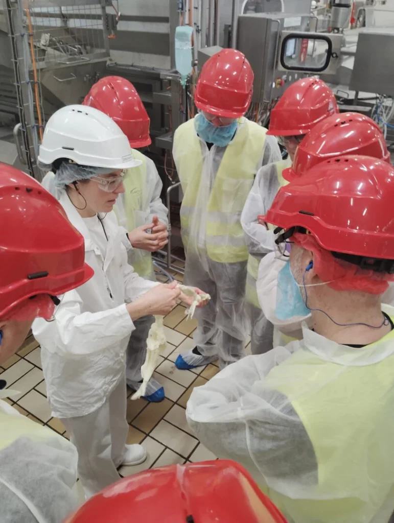 Visite de lusine Lactalis a Pontivy Pondi entreprises10