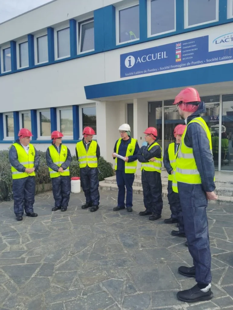 Visite de lusine Lactalis a Pontivy Pondi entreprises2