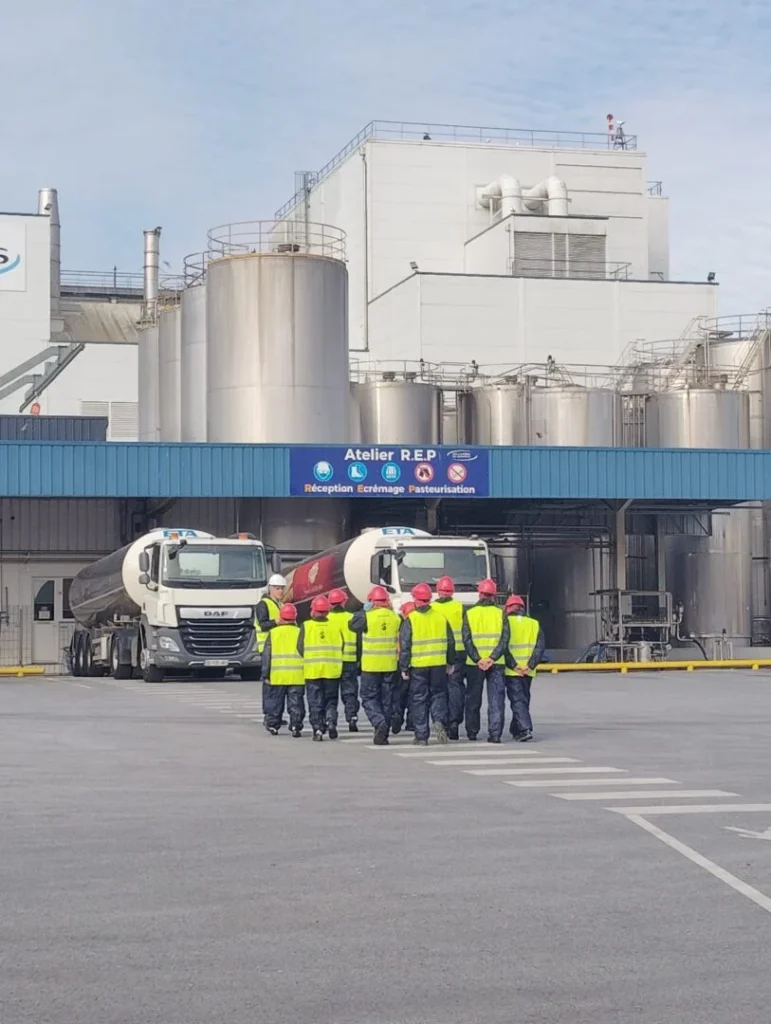Visite de lusine Lactalis a Pontivy Pondi entreprises3